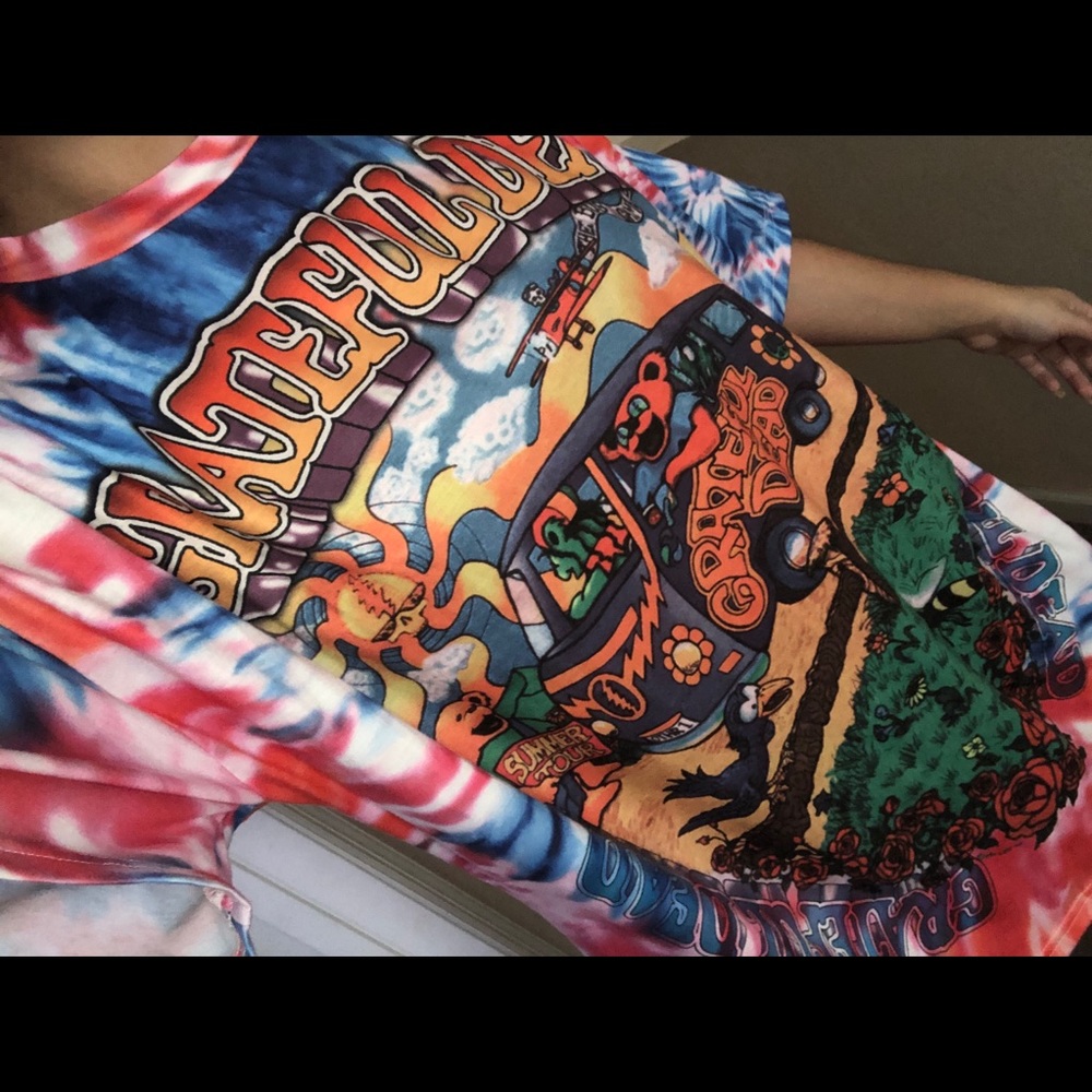 Grateful dead shirt!!